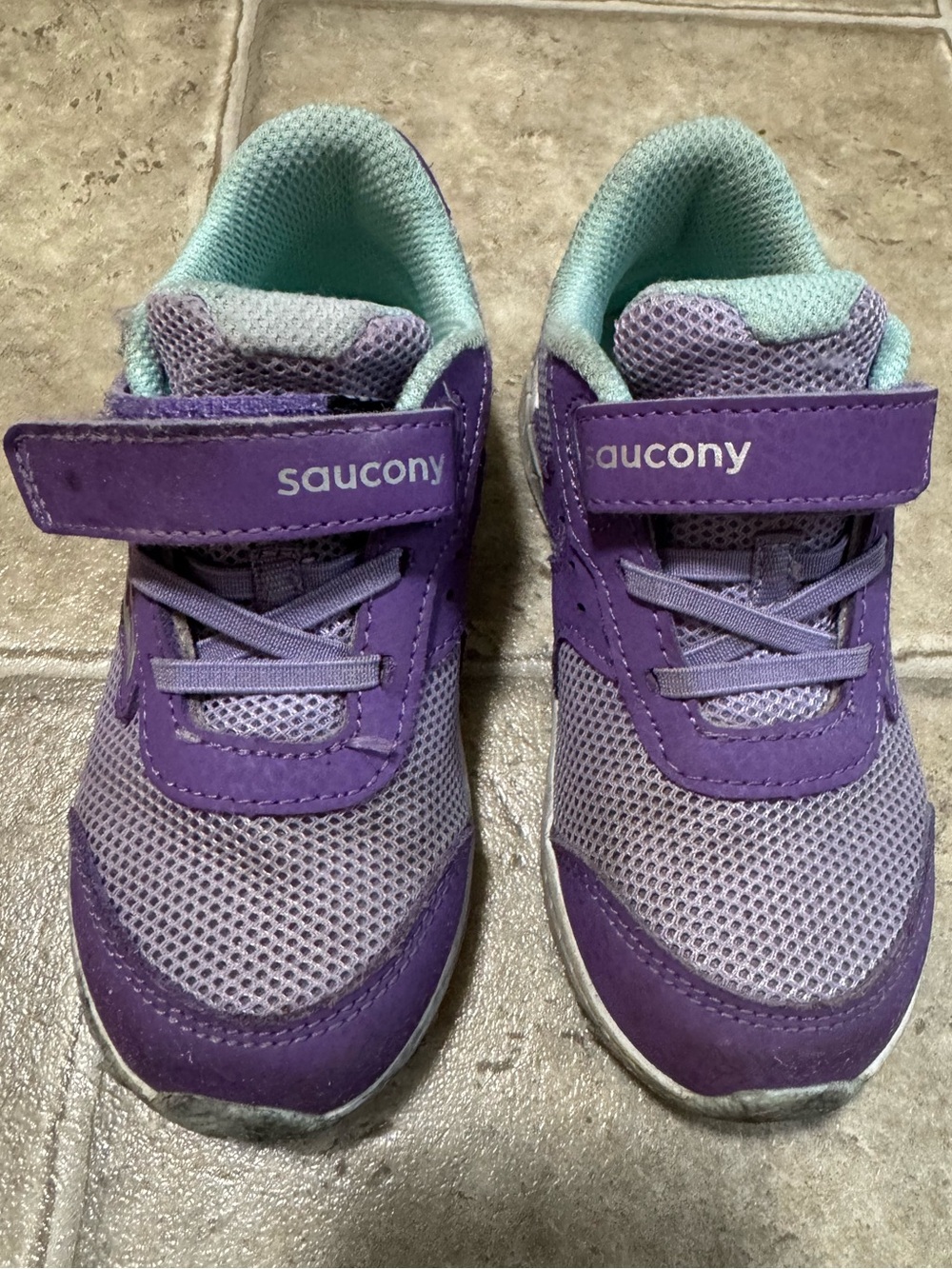 Saucony Kids Purple and Mint Velcro Sneakers